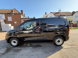 /photos/11668/2f1a05b6-12c8-4e27-a022-ef195e3fc91a_i320x240.jpg